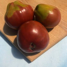 Japanese Trifele Black Tomato Seeds (Solanum lycopersicum) for productive rows in the backyard kitchen garden